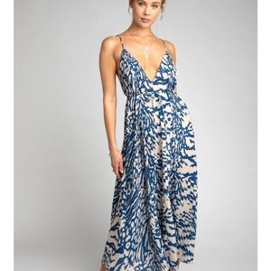 COPY - RESA Hannah midi dress M in black and white ( not blue). Never worn!